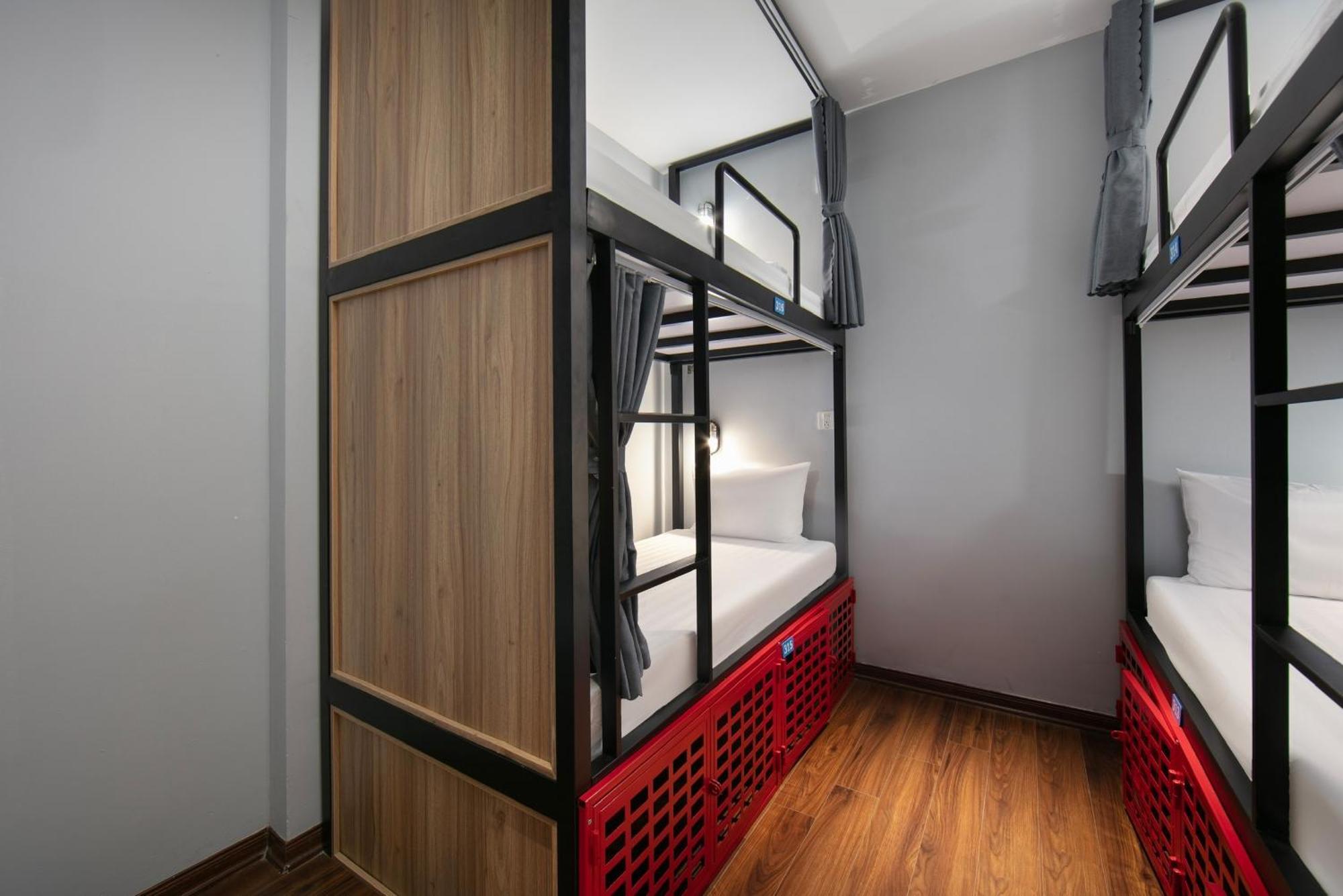 Lakeview Backpackers Hostel & Rooftop Bar Hanoi Exterior photo