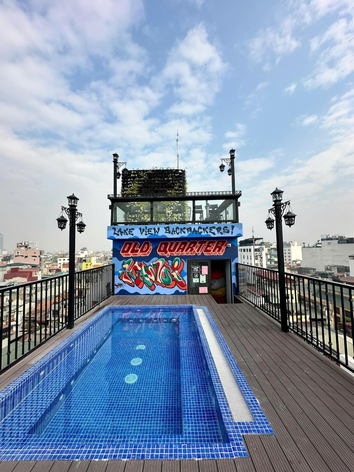 Lakeview Backpackers Hostel & Rooftop Bar Hanoi Exterior photo